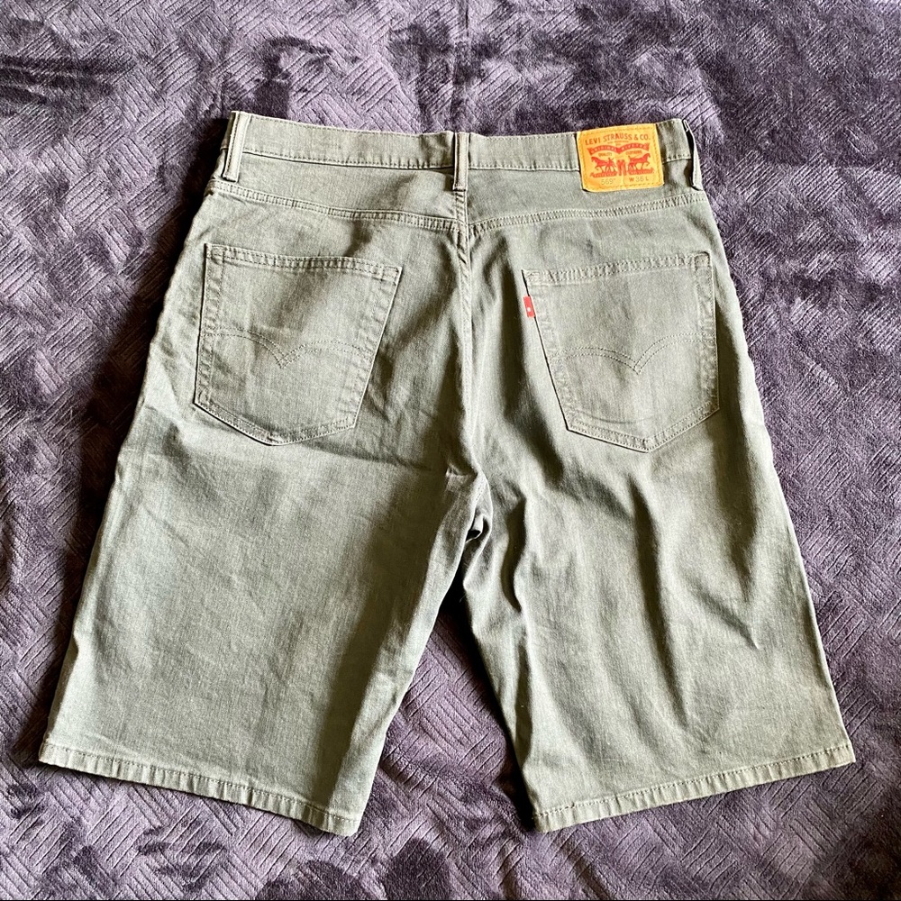 Levi’s shorts